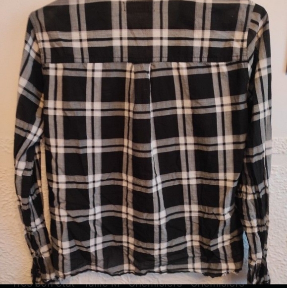 HOLLISTER | Black and white shirt - Picture 4 of 5